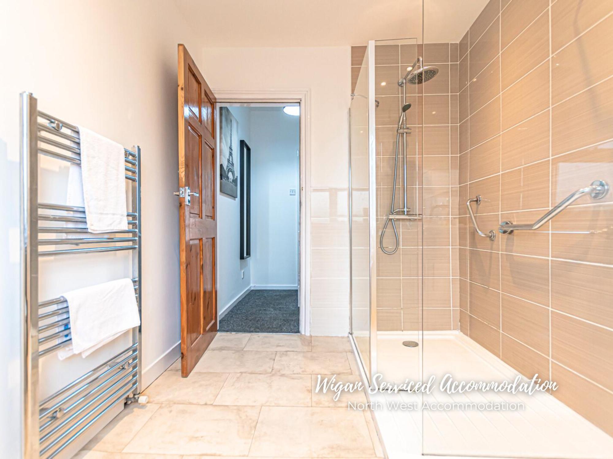 Wigan Serviced Accommodation Exterior foto